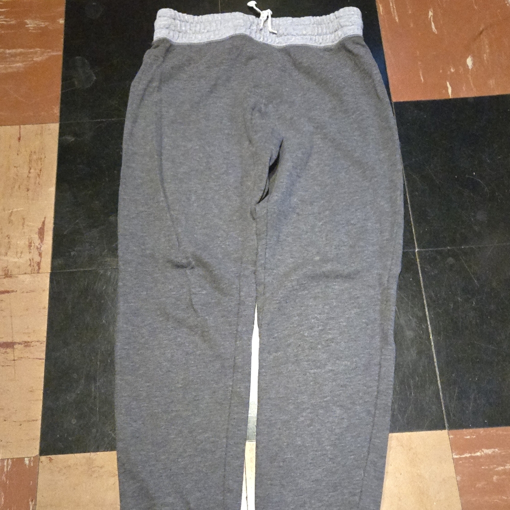 Old Navy Gray Cuffed Sweatpants In A Youth Girl Size Large, 10/12 NWOT